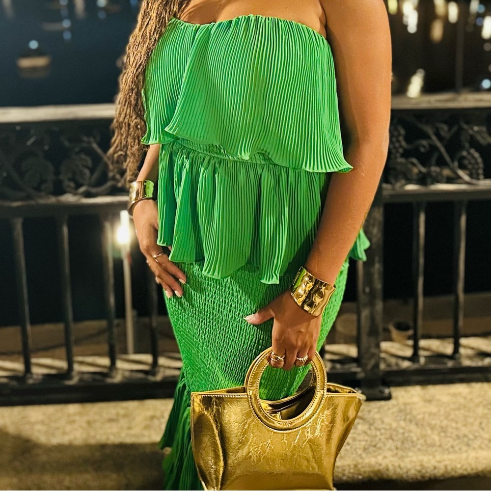 Vibrant Green Strapless dress